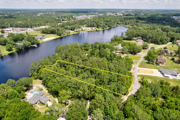 1.1 Acres of Residential Land for Sale in Crestview, Florida