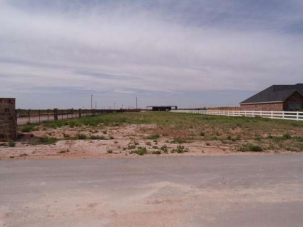 1 Acre of Residential Land for Sale in Midland, Texas