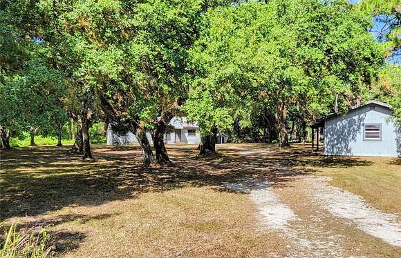 3.1 Acres of Residential Land with Home for Sale in LaBelle, Florida