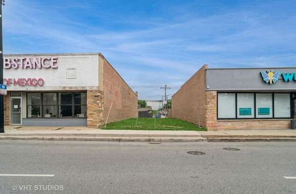 0.07 Acres of Commercial Land for Sale in Chicago, Illinois