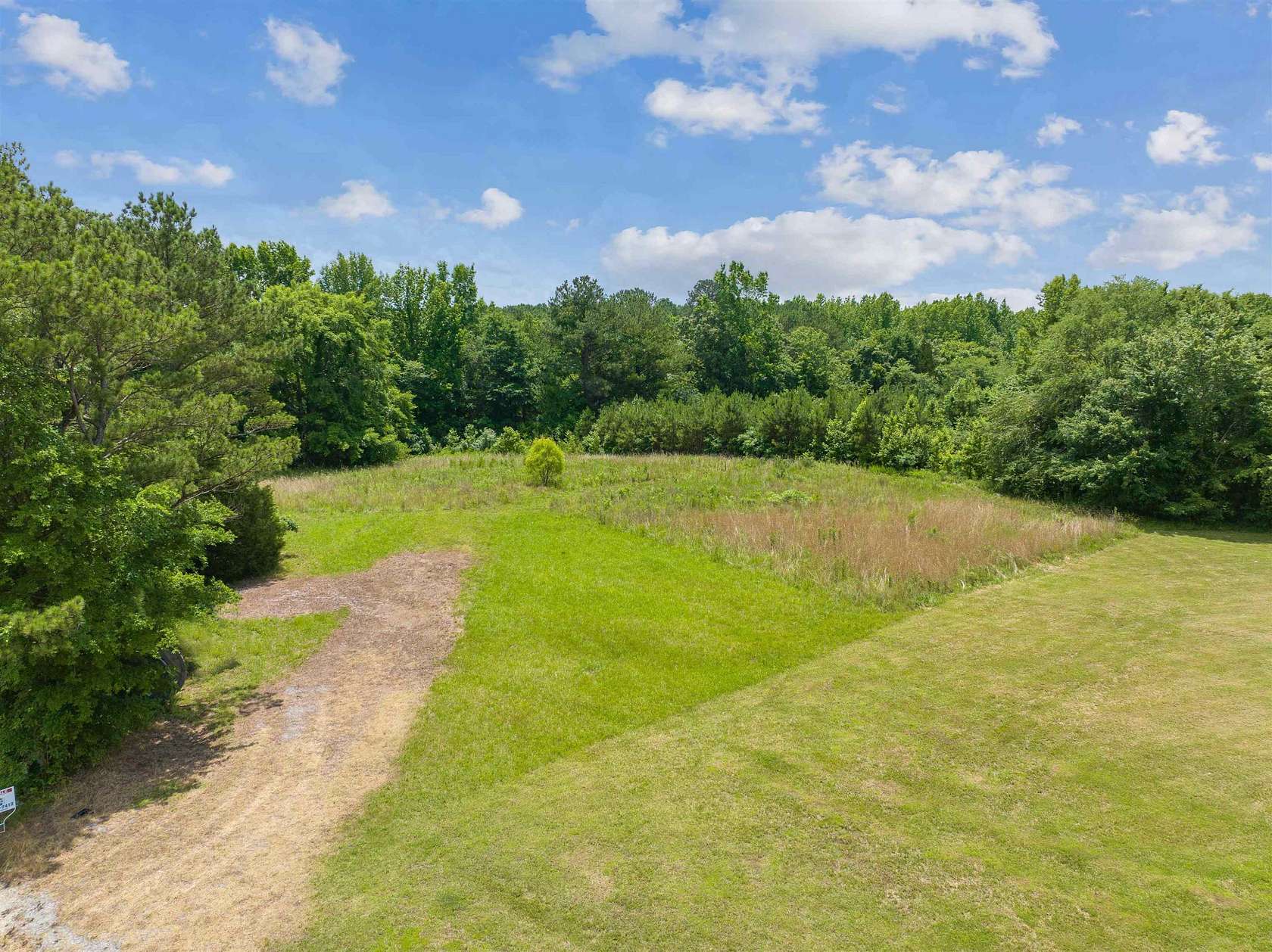 20 Acres of Land for Sale in Huron, Tennessee