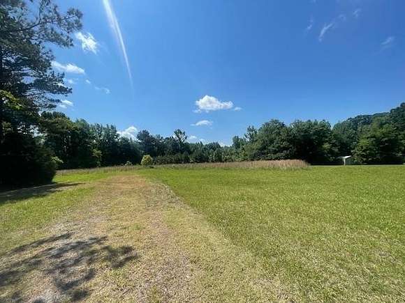 20 Acres of Agricultural Land for Sale in Huron, Tennessee