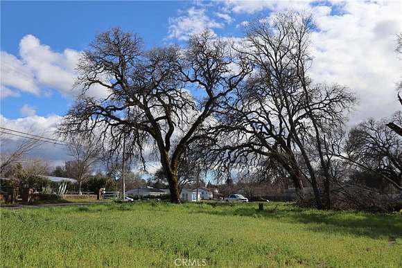 0.83 Acres of Mixed-Use Land for Sale in Clearlake, California