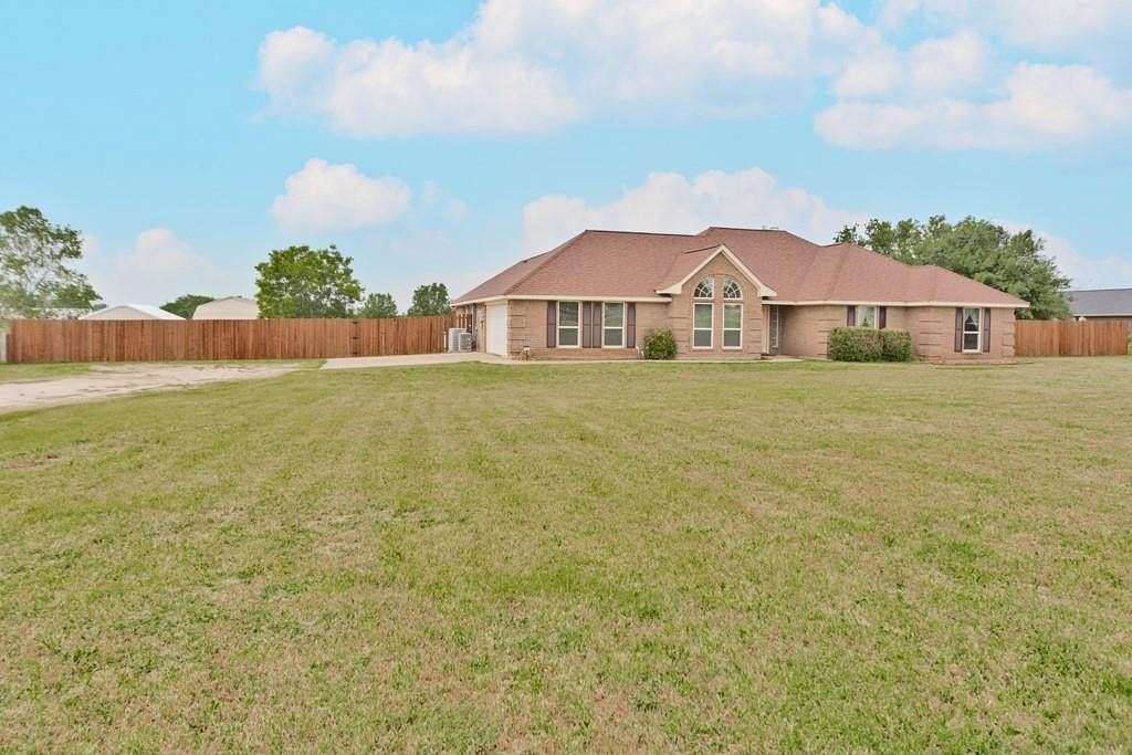 4 Acres of Residential Land with Home for Sale in Decatur, Texas
