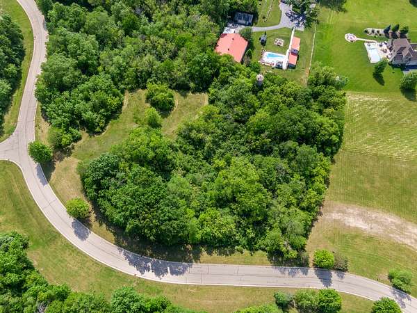 1 Acre of Residential Land for Sale in Spring Grove, Illinois