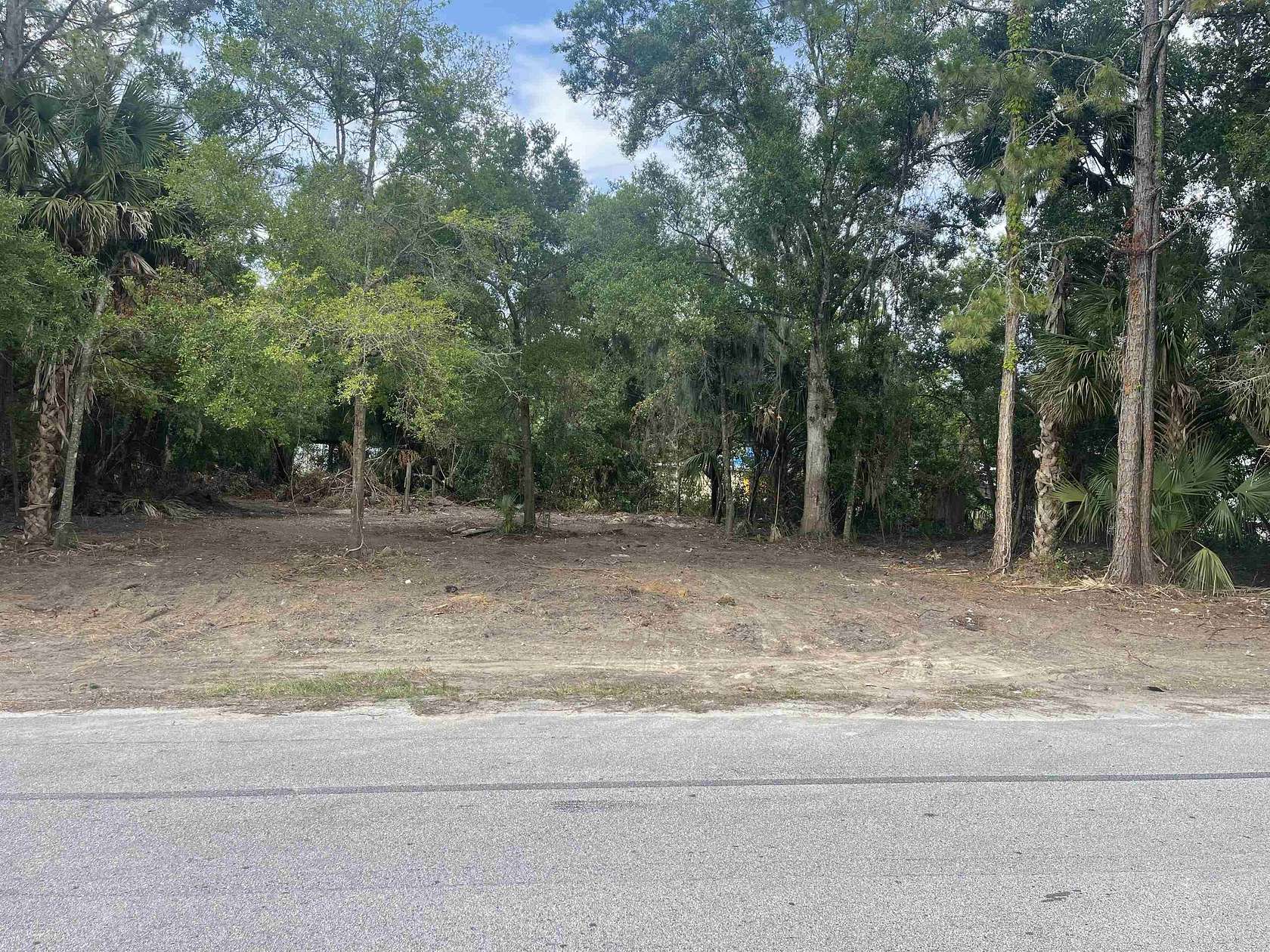 3.23 Acres of Mixed-Use Land for Sale in Palatka, Florida