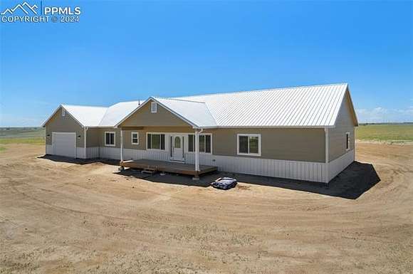 40 Acres of Land with Home for Sale in Ramah, Colorado