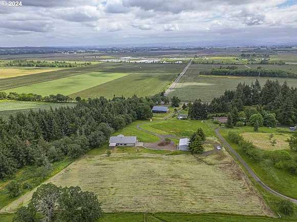 2 Acres of Residential Land for Sale in Turner, Oregon
