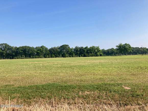 4.3 Acres of Residential Land for Sale in Arnaudville, Louisiana