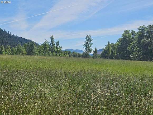 20.4 Acres of Agricultural Land for Sale in Hood River, Oregon