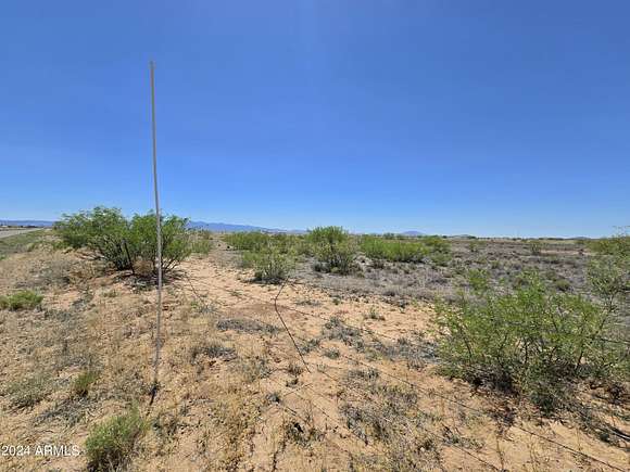 20 Acres of Agricultural Land for Sale in Willcox, Arizona