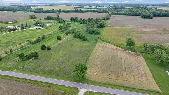 7 Acres of Land for Sale in Warrenton, Missouri