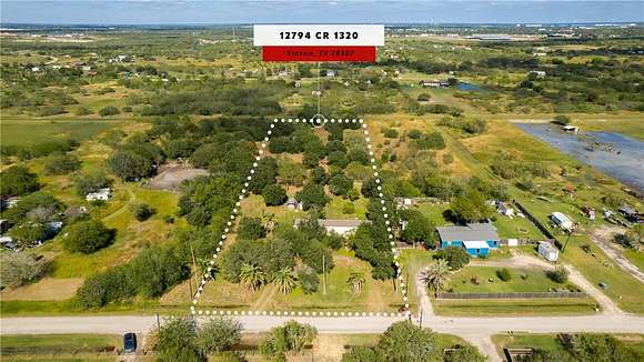 2.5 Acres of Residential Land with Home for Sale in Sinton, Texas