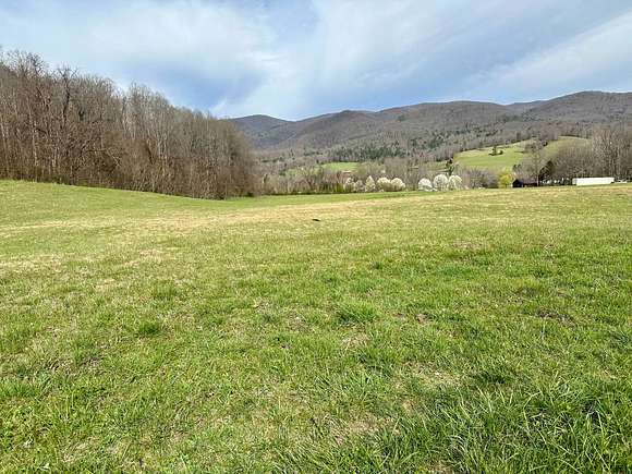 0.91 Acres of Residential Land for Sale in Elizabethton, Tennessee