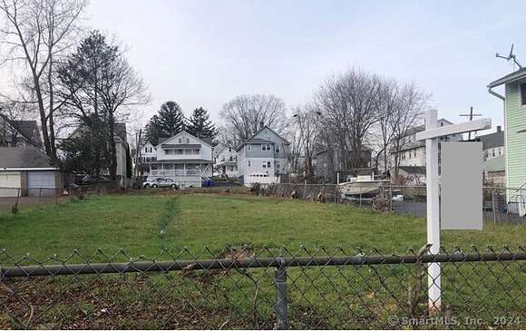 0.19 Acres of Mixed-Use Land for Sale in Middletown, Connecticut