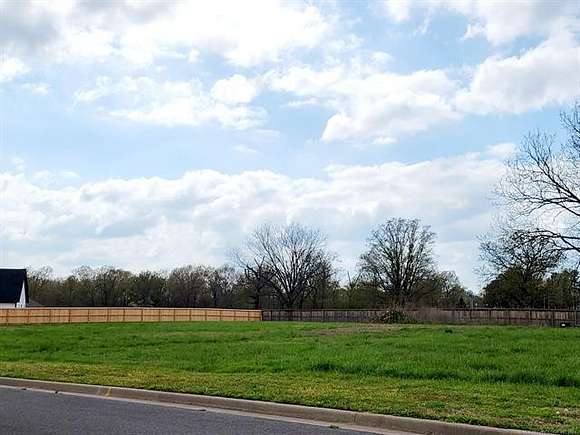 0.79 Acres of Residential Land for Sale in Tahlequah, Oklahoma
