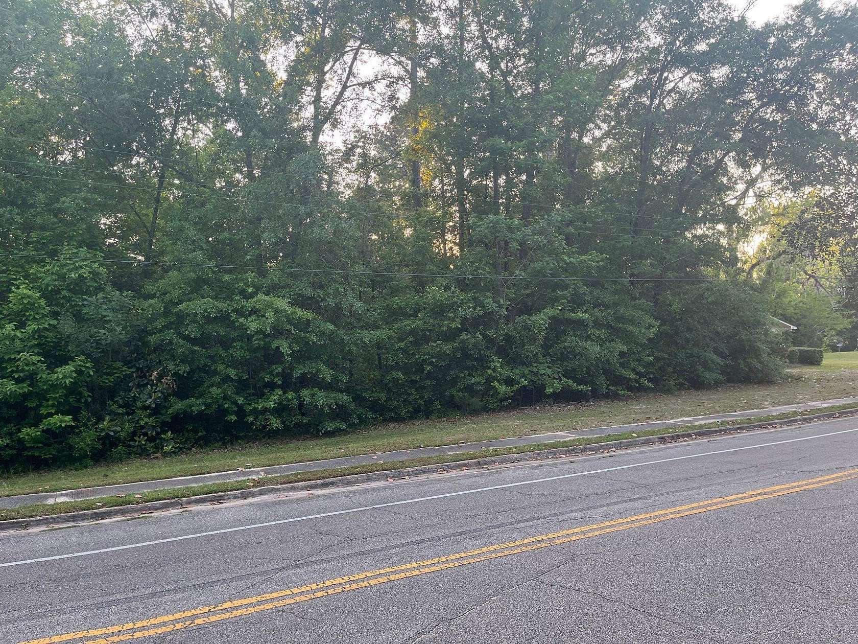 1.2 Acres of Land for Sale in Chattahoochee, Florida