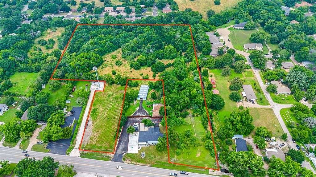 9.791 Acres of Land for Sale in Corsicana, Texas