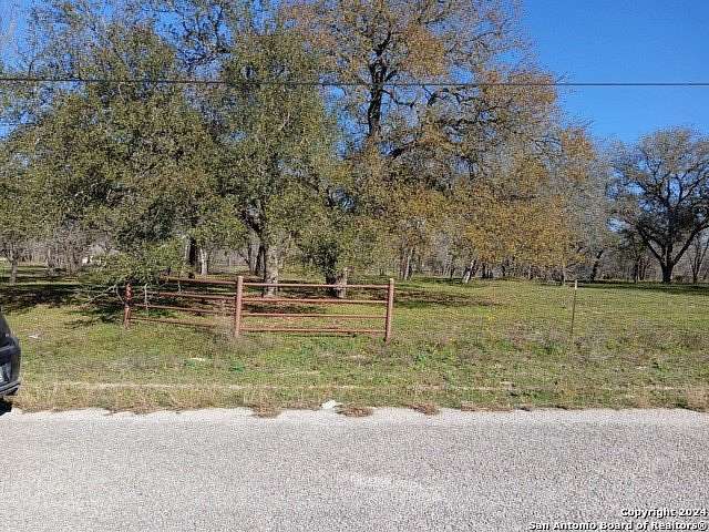 1.5 Acres of Residential Land for Sale in Natalia, Texas