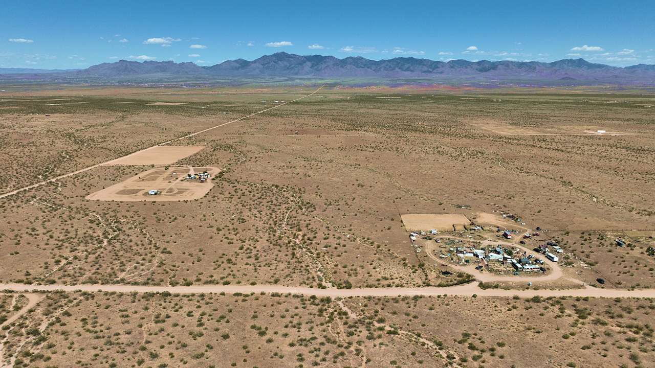 Residential Land for Sale in Dolan Springs, Arizona