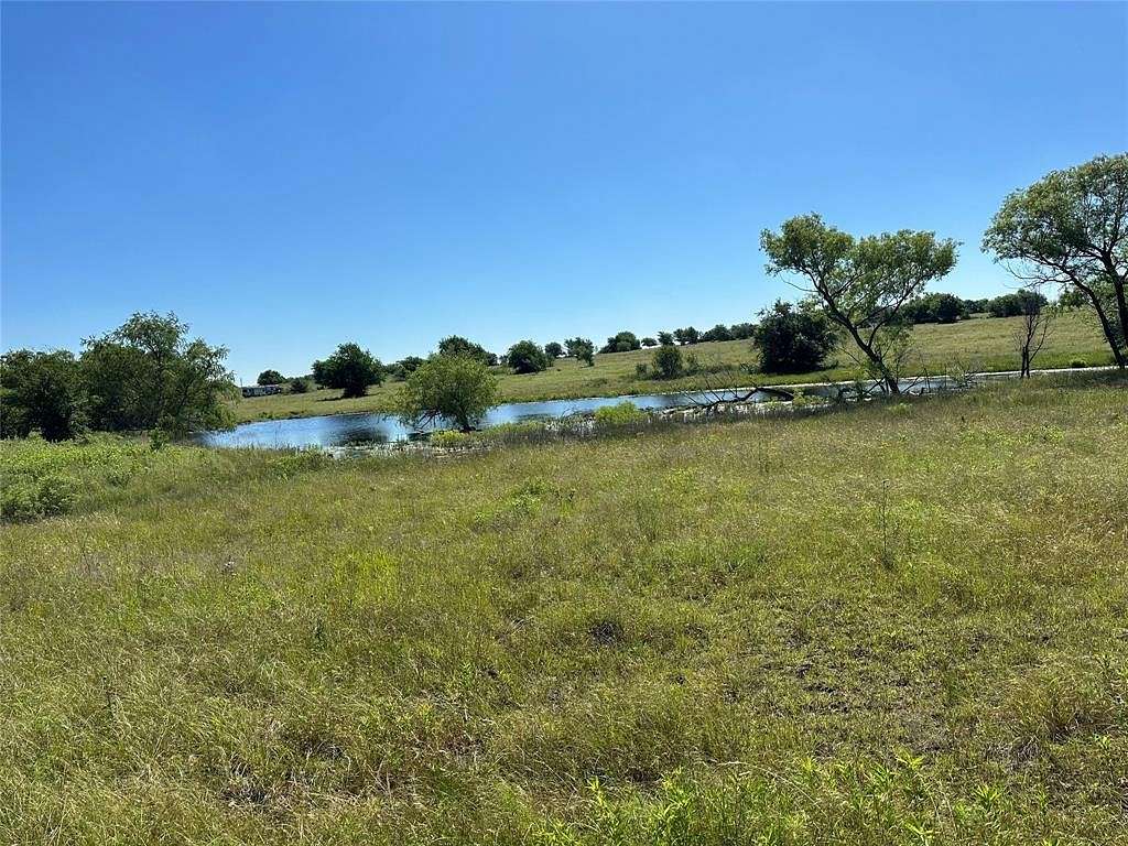 13.9 Acres of Land for Sale in Decatur, Texas