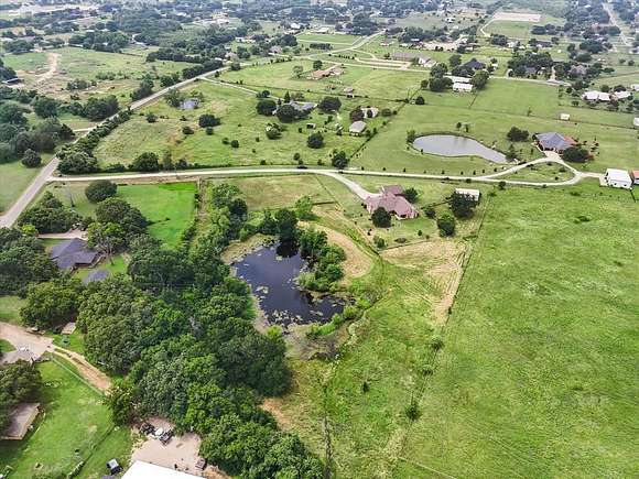 5.2 Acres of Residential Land with Home for Sale in Crowley, Texas