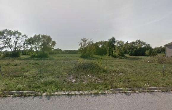 0.89 Acres of Land for Sale in Winthrop Harbor, Illinois