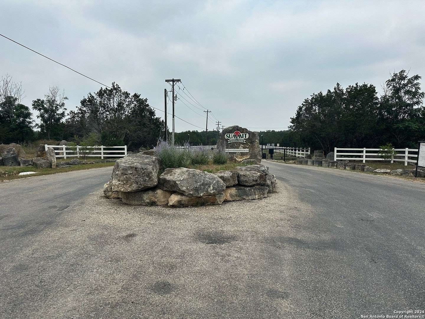 1 Acre of Land for Sale in Fischer, Texas