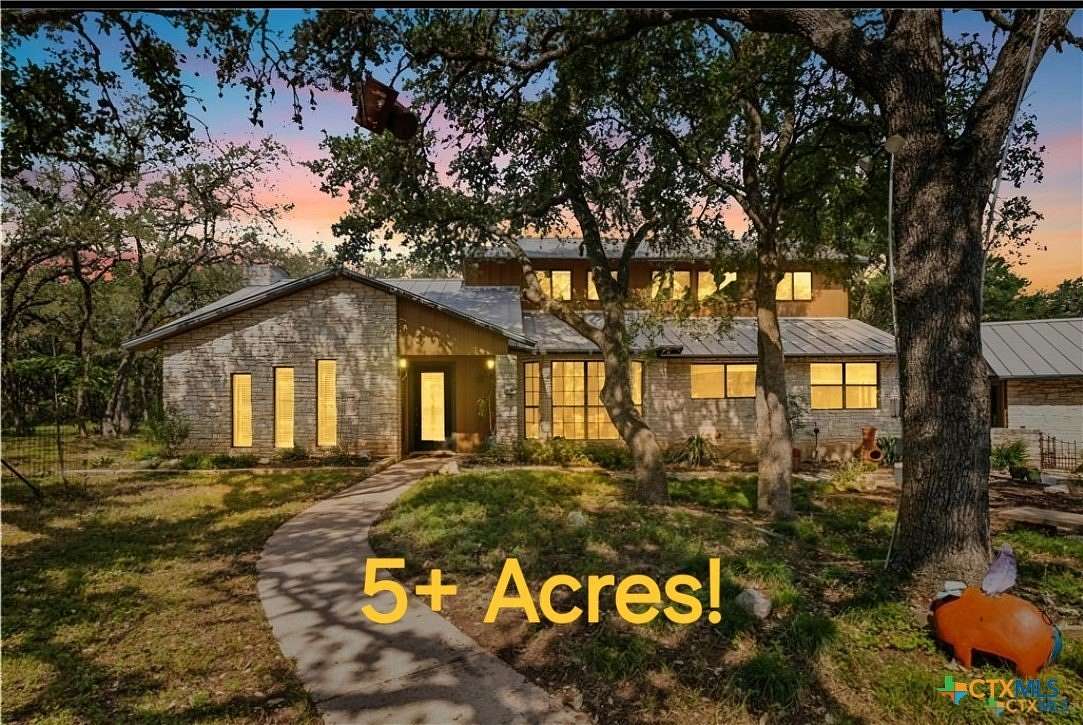 5.19 Acres of Land with Home for Sale in San Marcos, Texas