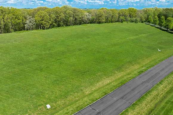 5 Acres of Residential Land for Sale in Lake Geneva, Wisconsin