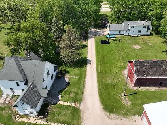 4.9 Acres of Residential Land with Home for Sale in Oakfield, Wisconsin