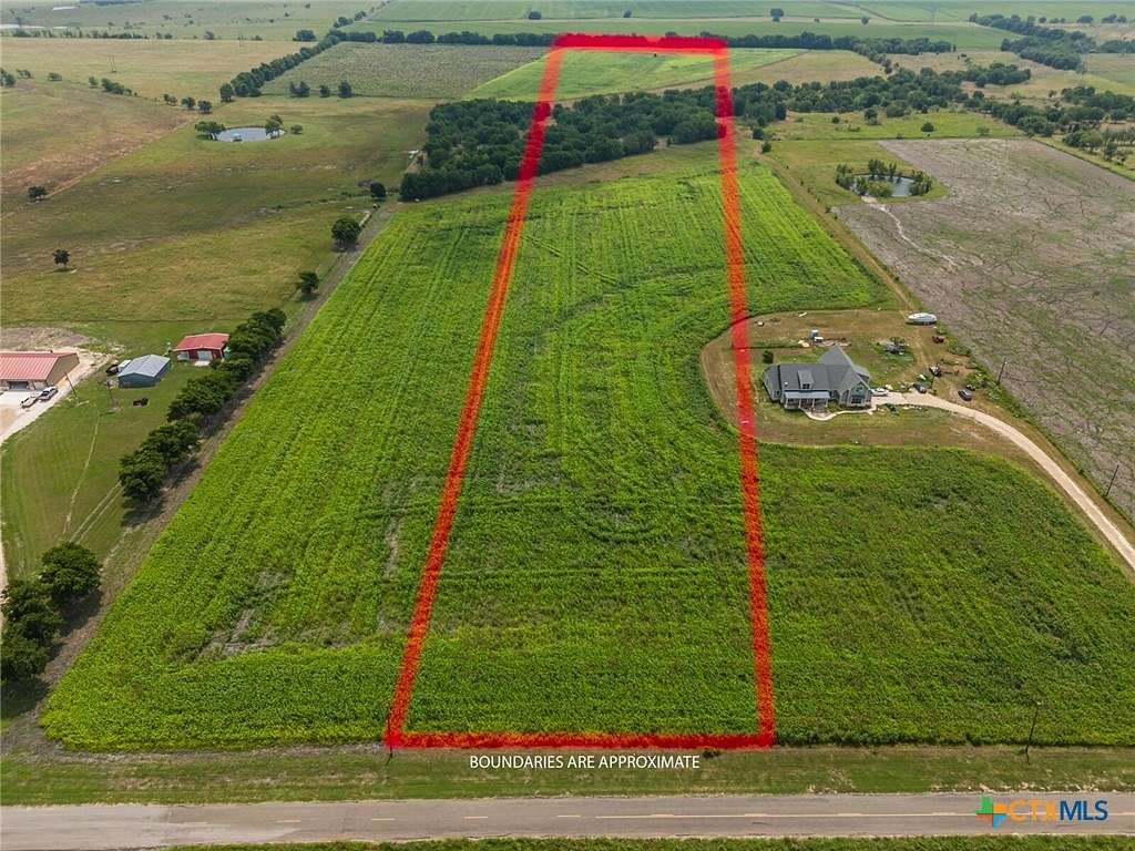 20.996 Acres of Land for Sale in Rogers, Texas