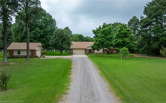 3.2 Acres of Residential Land with Home for Sale in Van Buren, Arkansas
