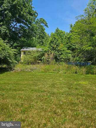 2 Acres of Residential Land with Home for Sale in Ruther Glen, Virginia
