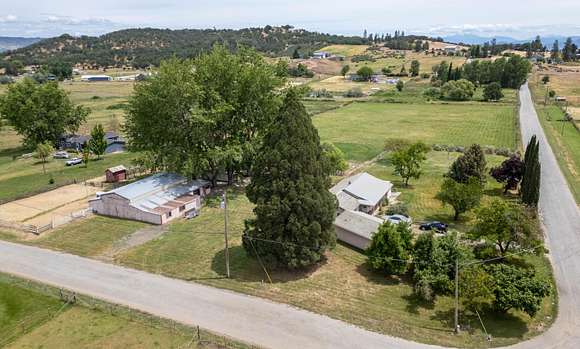 5.3 Acres of Land with Home for Sale in Central Point, Oregon
