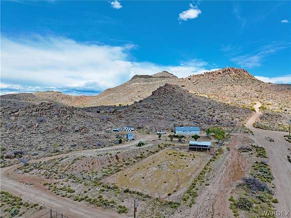4.38 Acres of Residential Land with Home for Sale in Kingman, Arizona