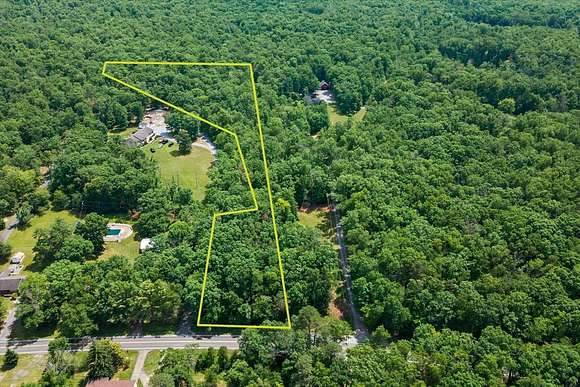 5 Acres of Residential Land for Sale in Elkton, Virginia