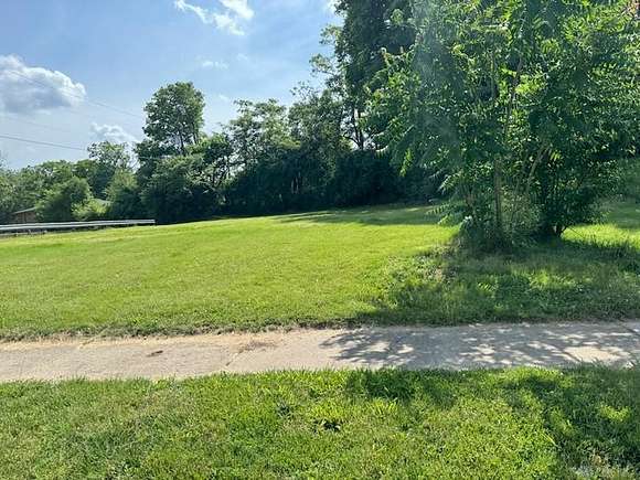 0.37 Acres of Commercial Land for Sale in Franklin, Ohio