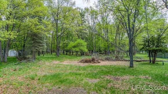 0.51 Acres of Residential Land for Sale in Gladstone, Michigan