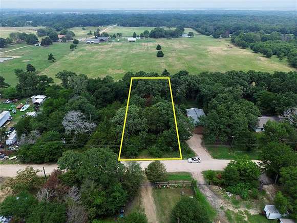 0.34 Acres of Land for Sale in Seven Points, Texas