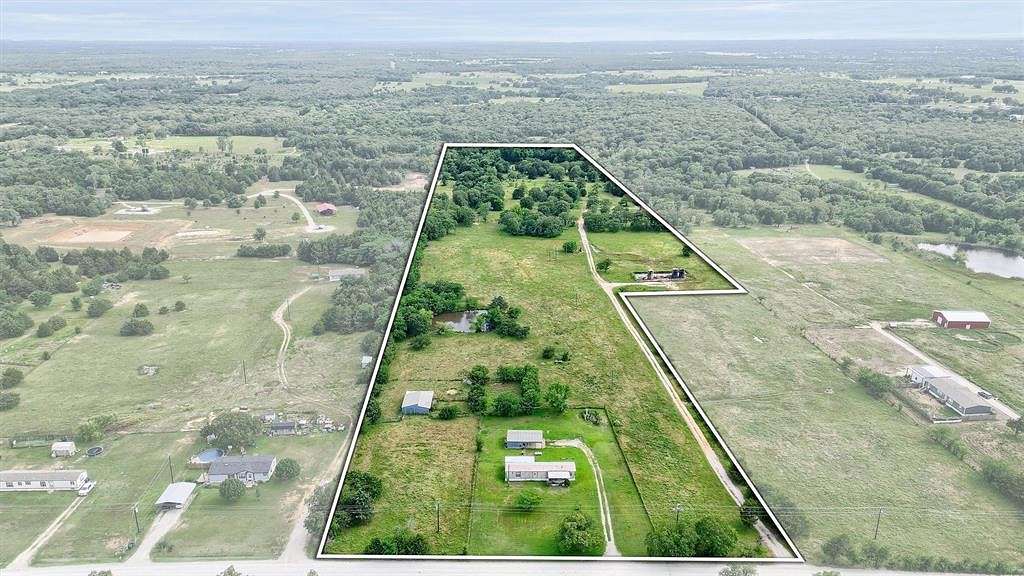 26.88 Acres of Improved Agricultural Land for Sale in Gainesville, Texas