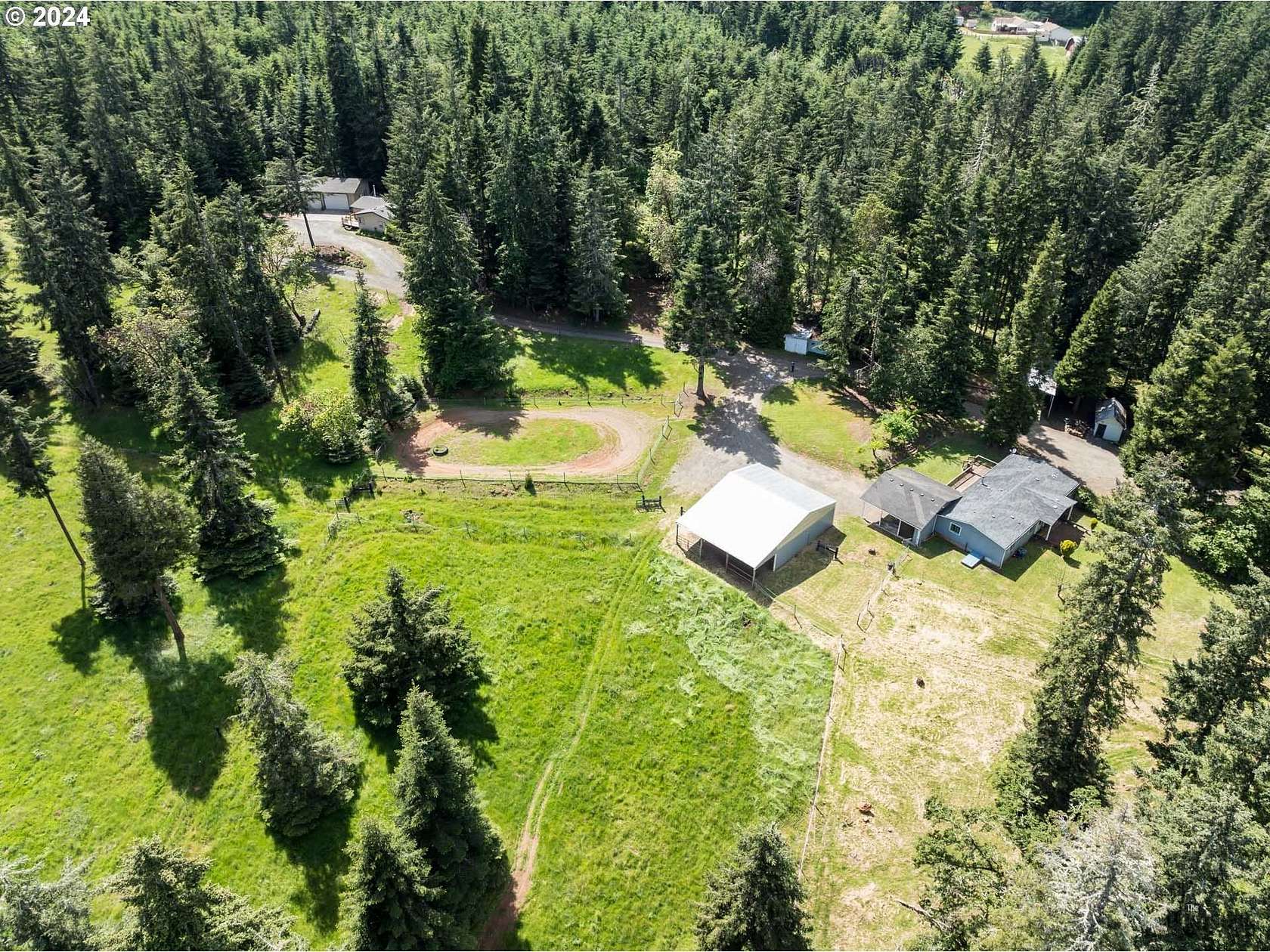 11.39 Acres of Land with Home for Sale in Creswell, Oregon