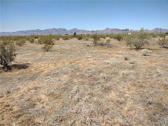 10 Acres of Land for Sale in Golden Valley, Arizona