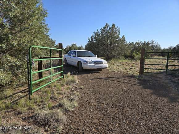 11 Acres of Land for Sale in Ash Fork, Arizona