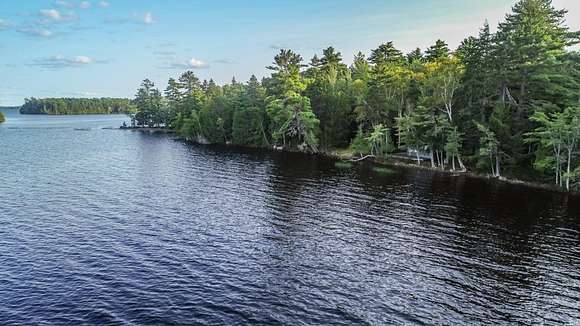 2.5 Acres of Residential Land with Home for Sale in Greenlaw Chopping Landing, Maine
