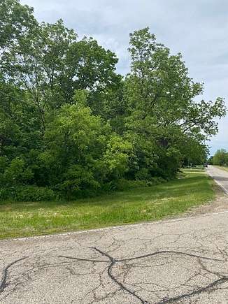 0.15 Acres of Mixed-Use Land for Sale in Spring Grove, Illinois