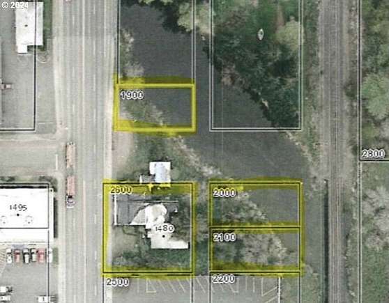 0.23 Acres of Commercial Land for Sale in Junction City, Oregon