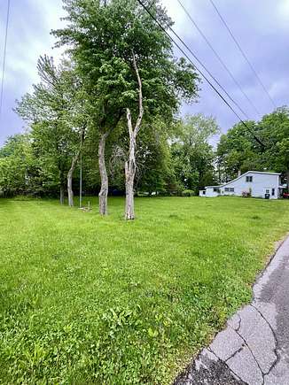 0.28 Acres of Land for Sale in Watervliet, Michigan