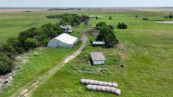 Recreational Land & Farm for Auction in Lamont, Oklahoma