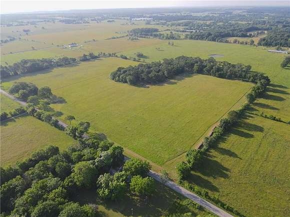 18.5 Acres of Land for Sale in Sulphur Springs, Arkansas